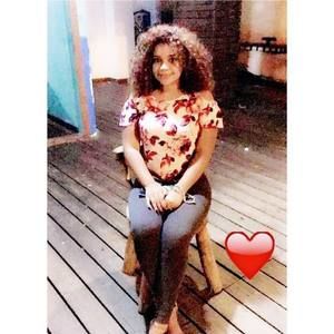 Meet your Posher, Karol